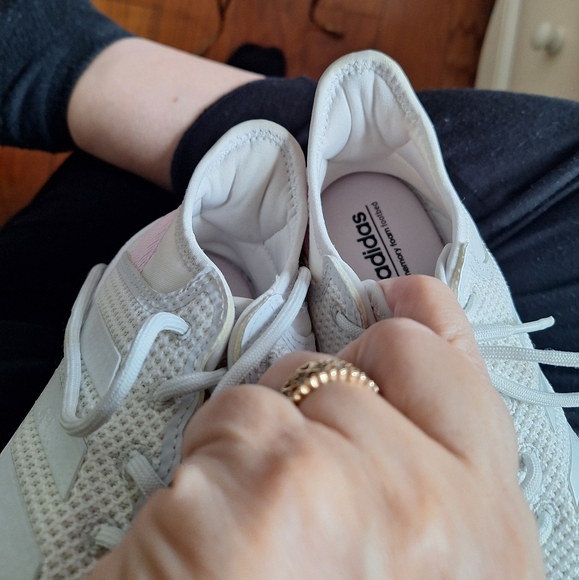 Adidas white Cloudfoam QT Flex lightweight sneakers with memory foam women's 8 - Picture 2 of 16